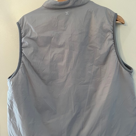 Xersion Zippered Vest - Picture 4 of 5